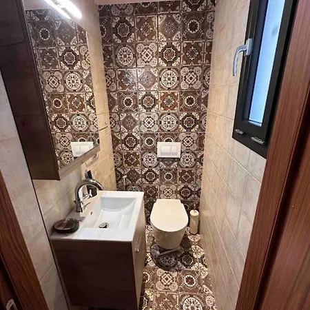 Βίλα George's Garden House